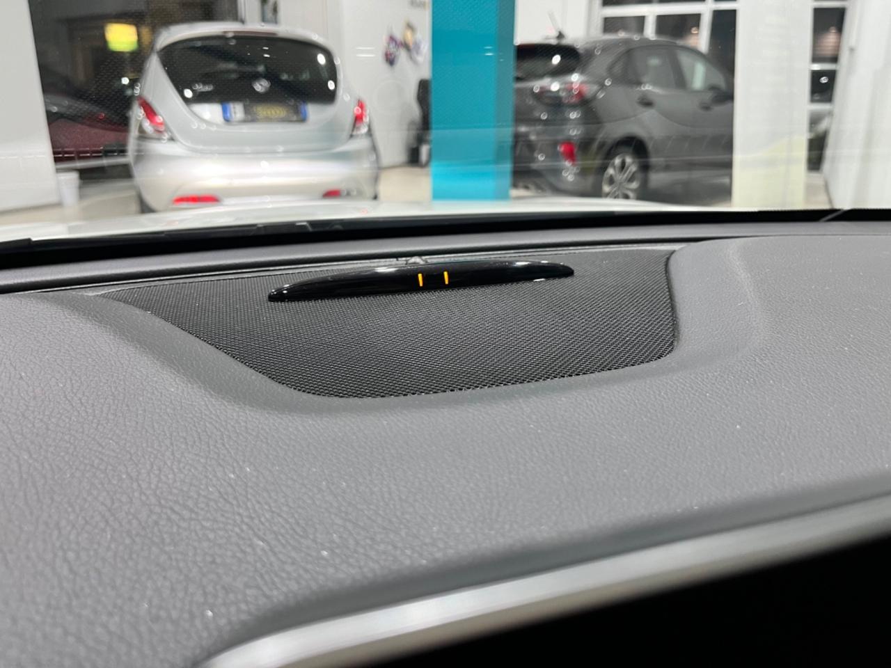 MERCEDES CLA SHOOTING BRAKE 200D *TETTO * PREMIUM *UNICOPROPRIETARIO