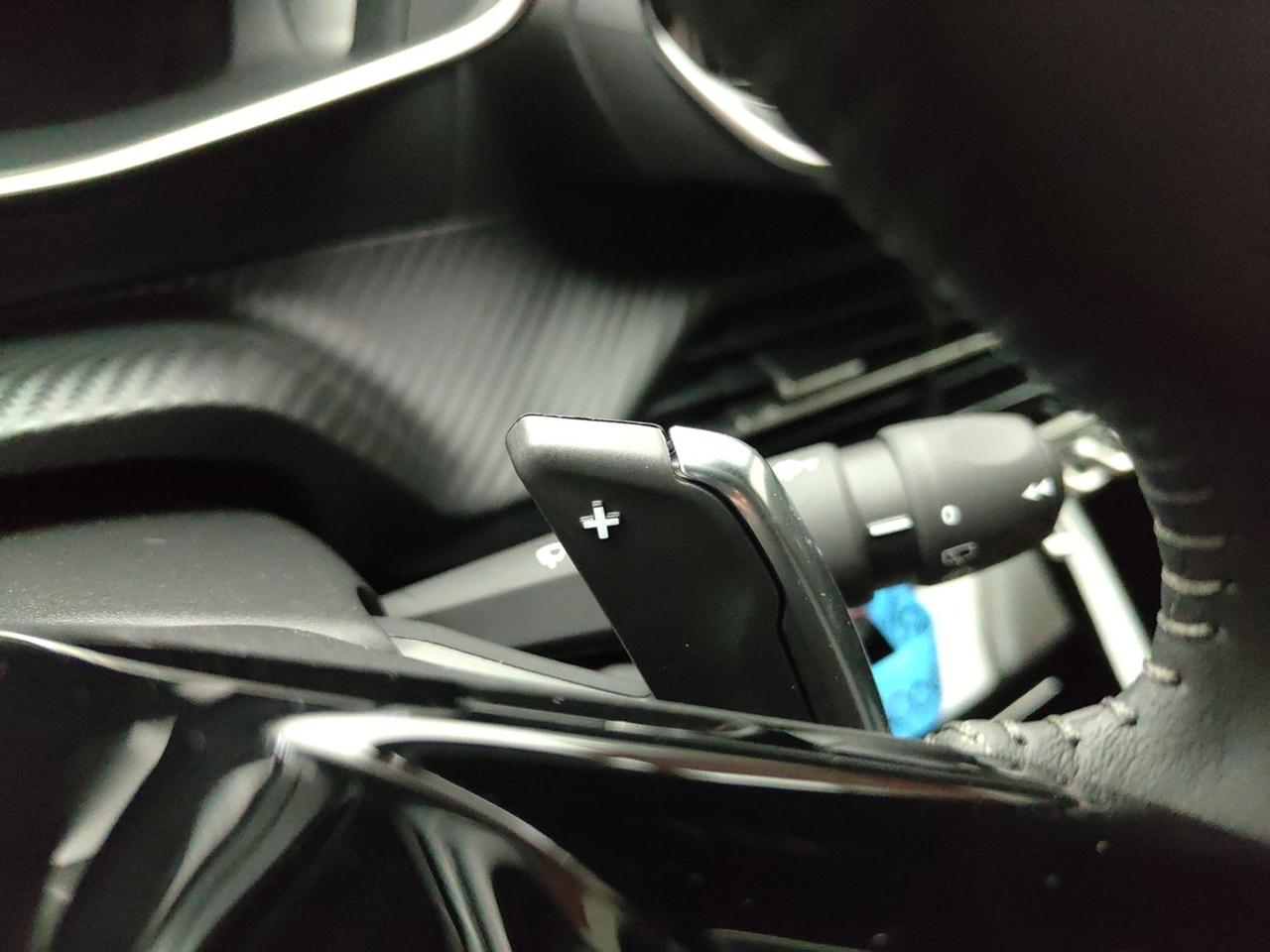 PEUGEOT 2008 II 2020 1.5 BLUEHDI 130CV ALLURE PACK EAT8