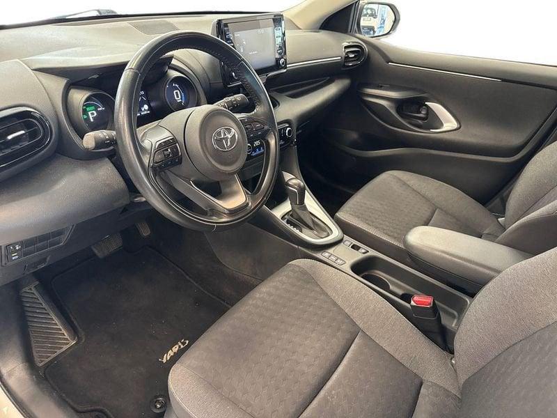 Toyota Yaris Hybrid Trend MY22