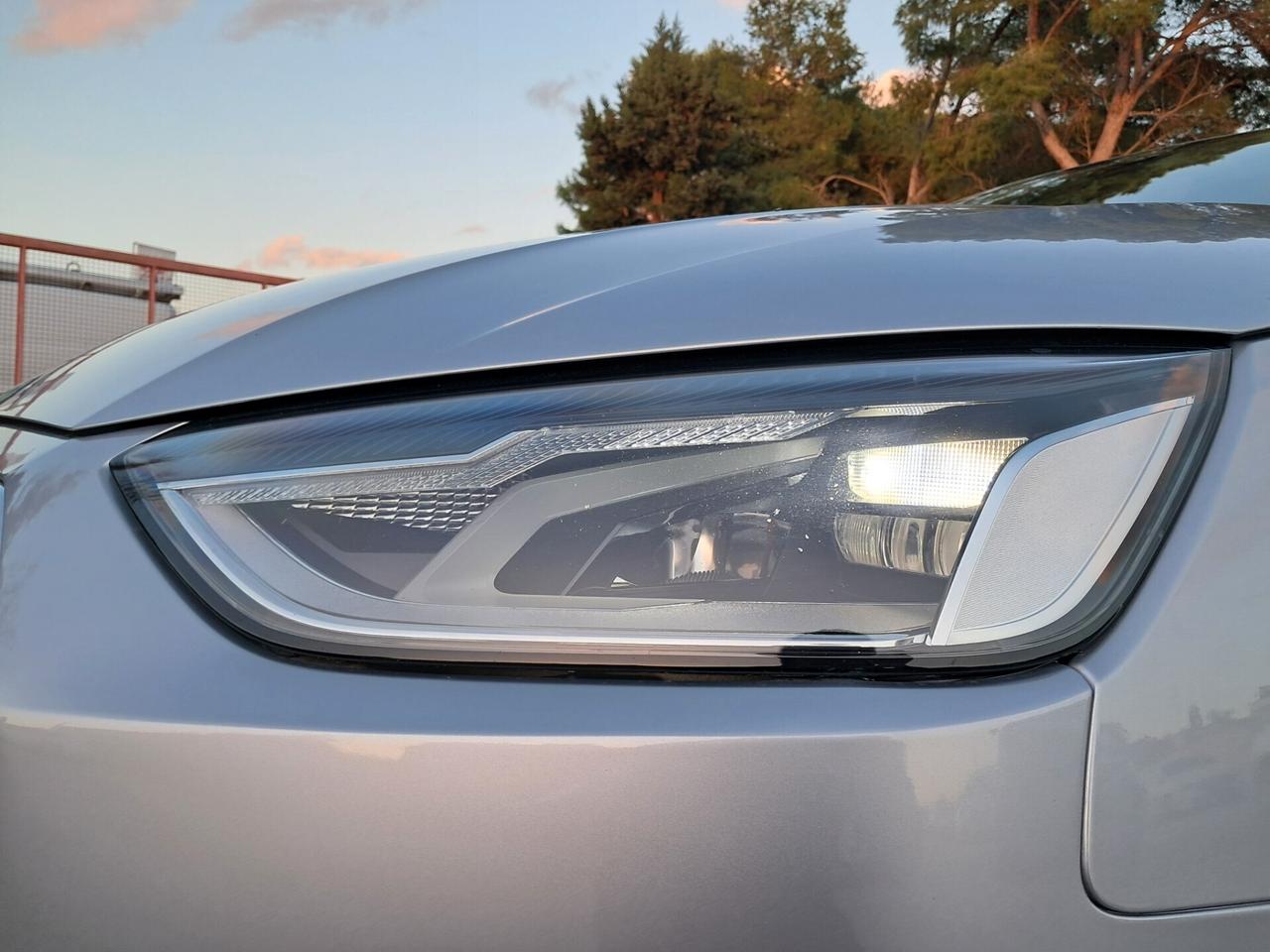 Audi A4 35 TDI * VIRTUAL-LED-NAVY*RADAR