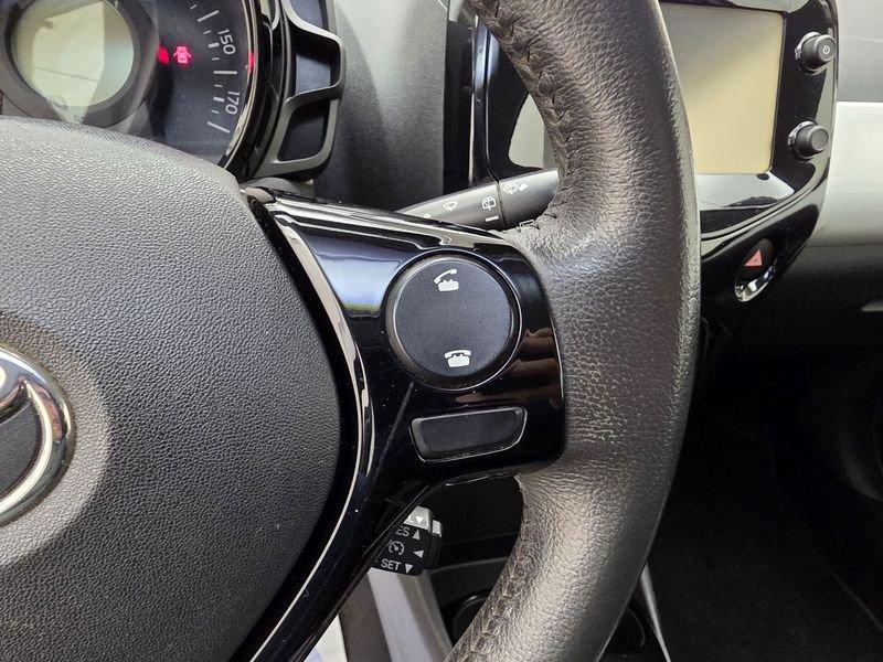 Toyota Aygo 1.0 VVT-i x-play