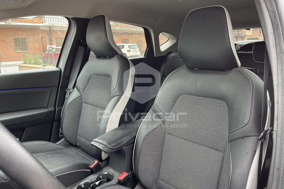 RENAULT Captur Plug-in Hybrid E-Tech 160 CV Techno