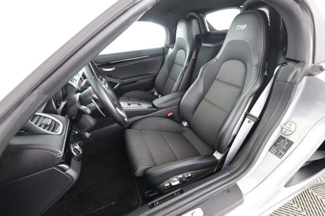 PORSCHE 718 718 Boxster T