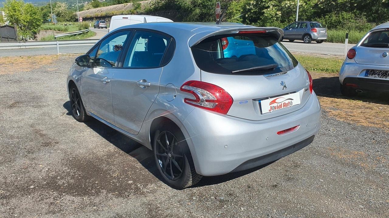 Peugeot 208 1.2 NEOPATENTATI