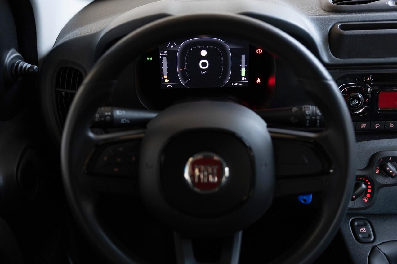 Fiat Panda 1.0 FireFly S&S Hybrid Pandina IVA ESPOSTA