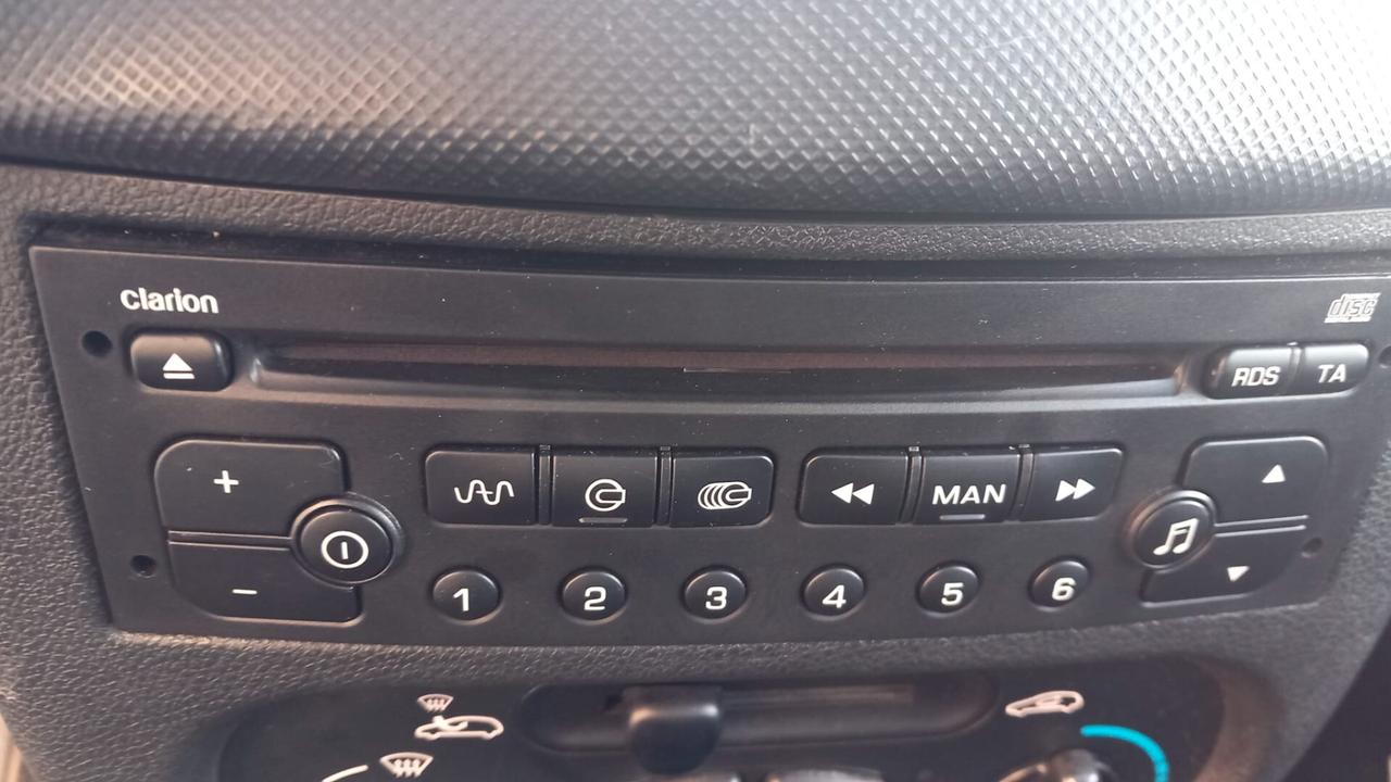 Peugeot 206 Plus 1.1 60CV 5p. Generation ECO GPL