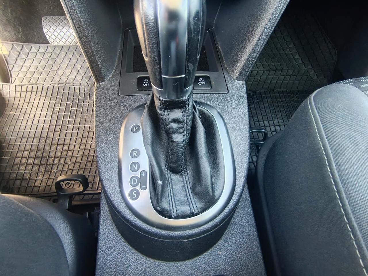 Volkswagen Caddy 1.6 TDI 102 CV DSG 5p. Highline Maxi