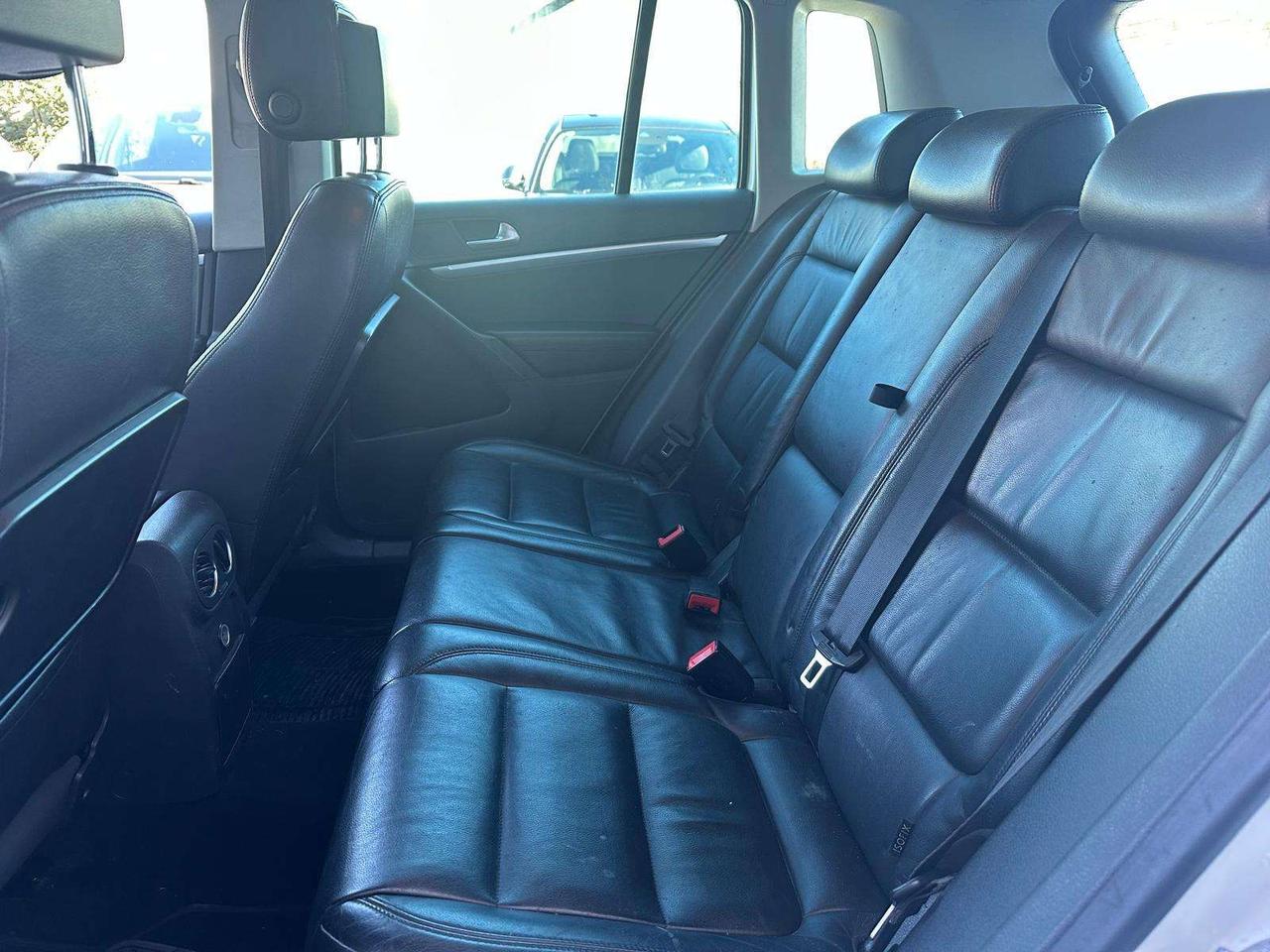 Volkswagen Tiguan Tiguan 2.0 tdi Sport 4 motion interno pelle