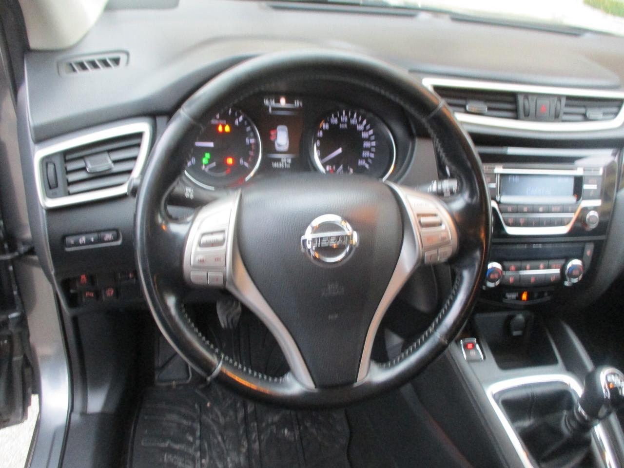 Nissan Qashqai 1.5 dCi MOLTO BELLA