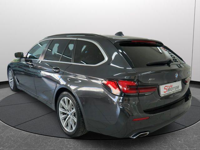 BMW 520 d 48V xDrive Touring Business