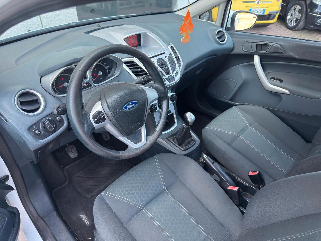 Ford Fiesta 1.2 82CV 3 porte Titanium