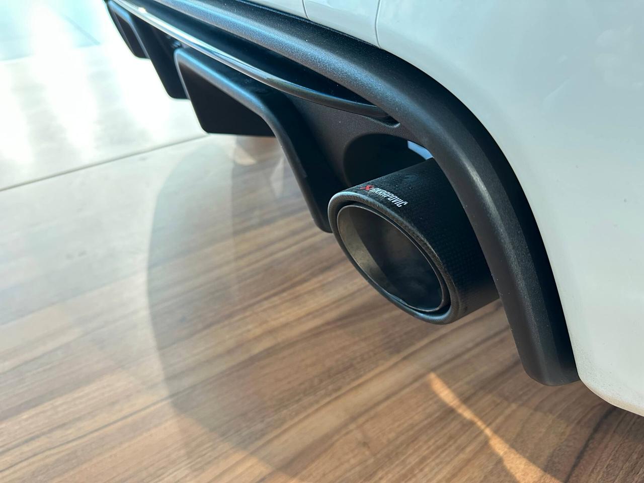 Abarth 595 1.4 Turbo T-Jet 180 CV Esseesse