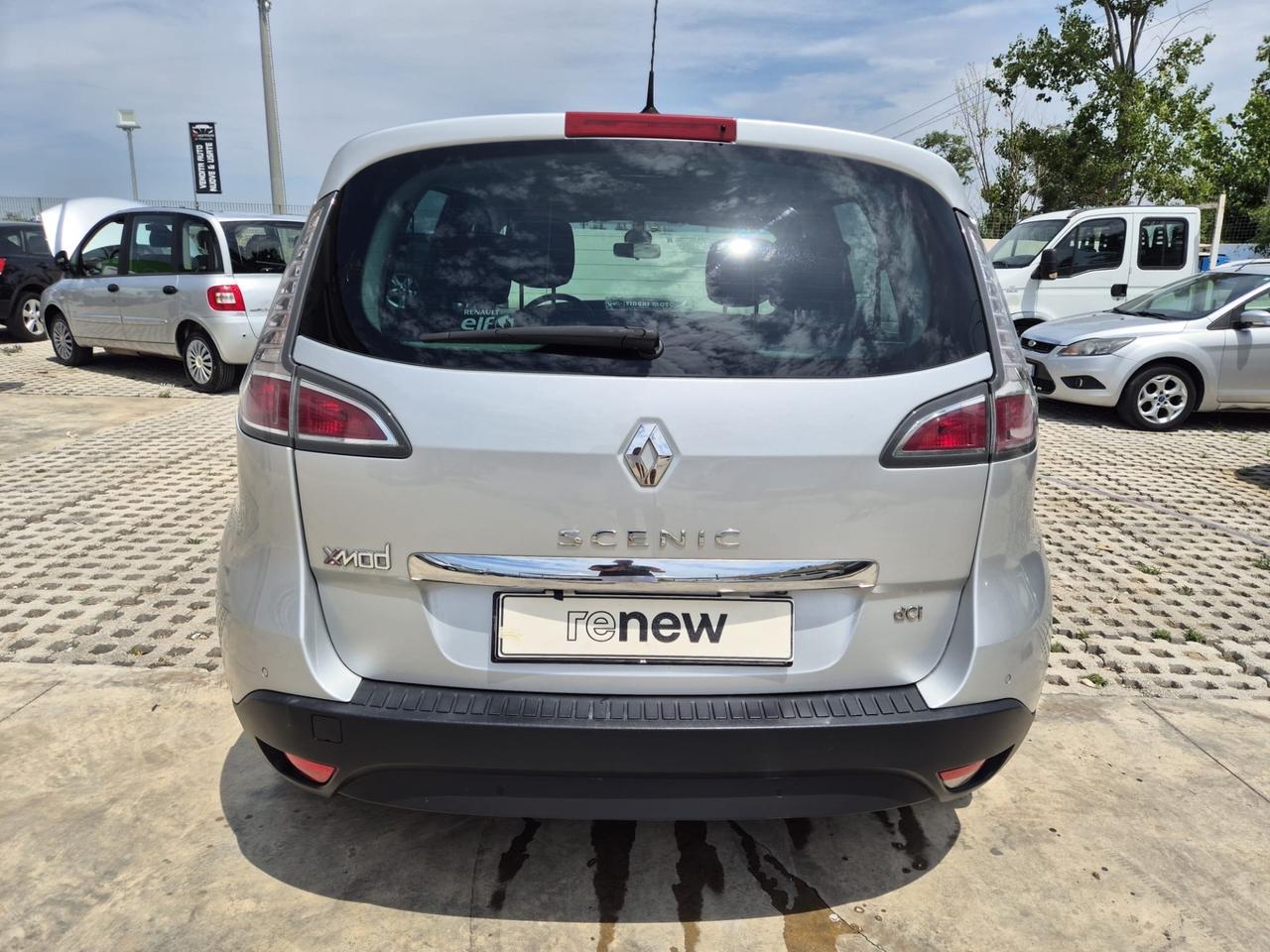 Renault Scenic Scénic XMod dCi 110 CV EDC Limited