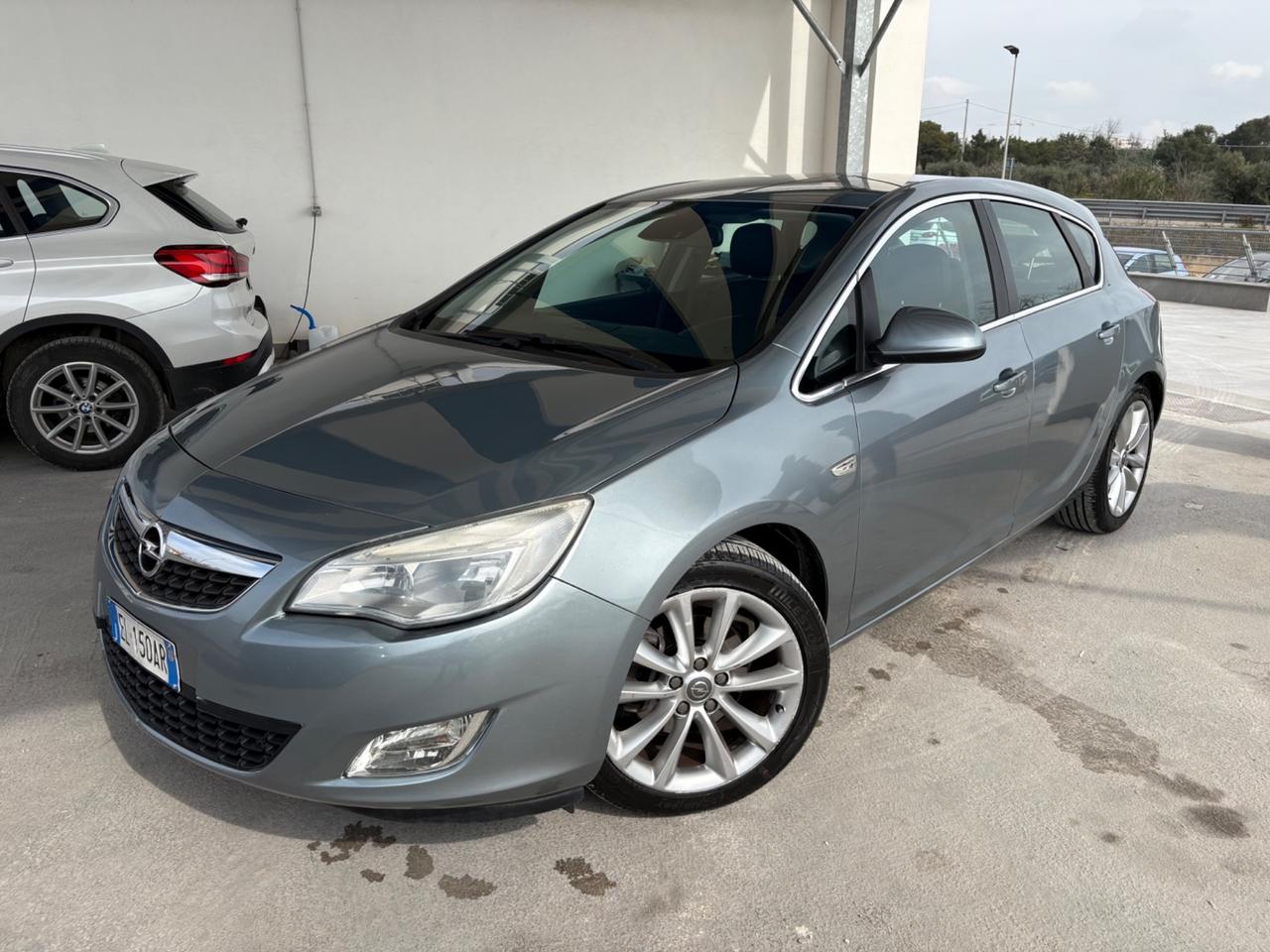 Opel Astra 1.7 CDTI 110CV 5 porte Cosmo