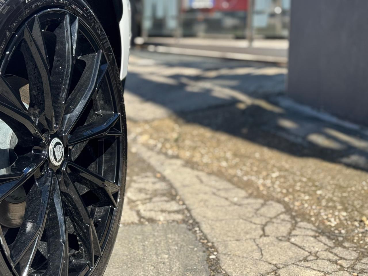 JAGUAR F-PACE 30D 300 CV MHEV R-DYNAMIC R22 TETTO FULL IVA