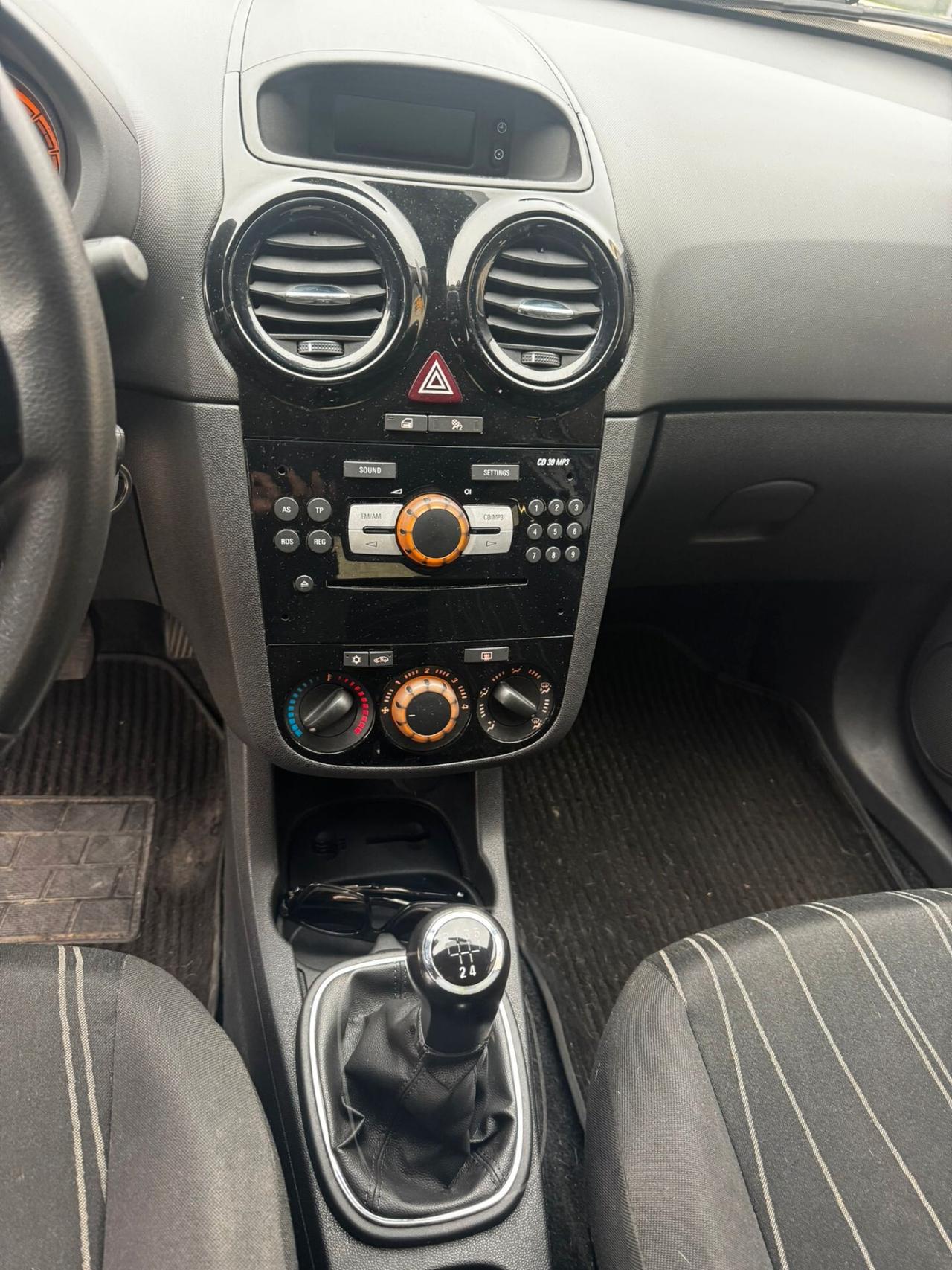 Opel Corsa 1.2 80CV 5 porte GPL-TECH Edition