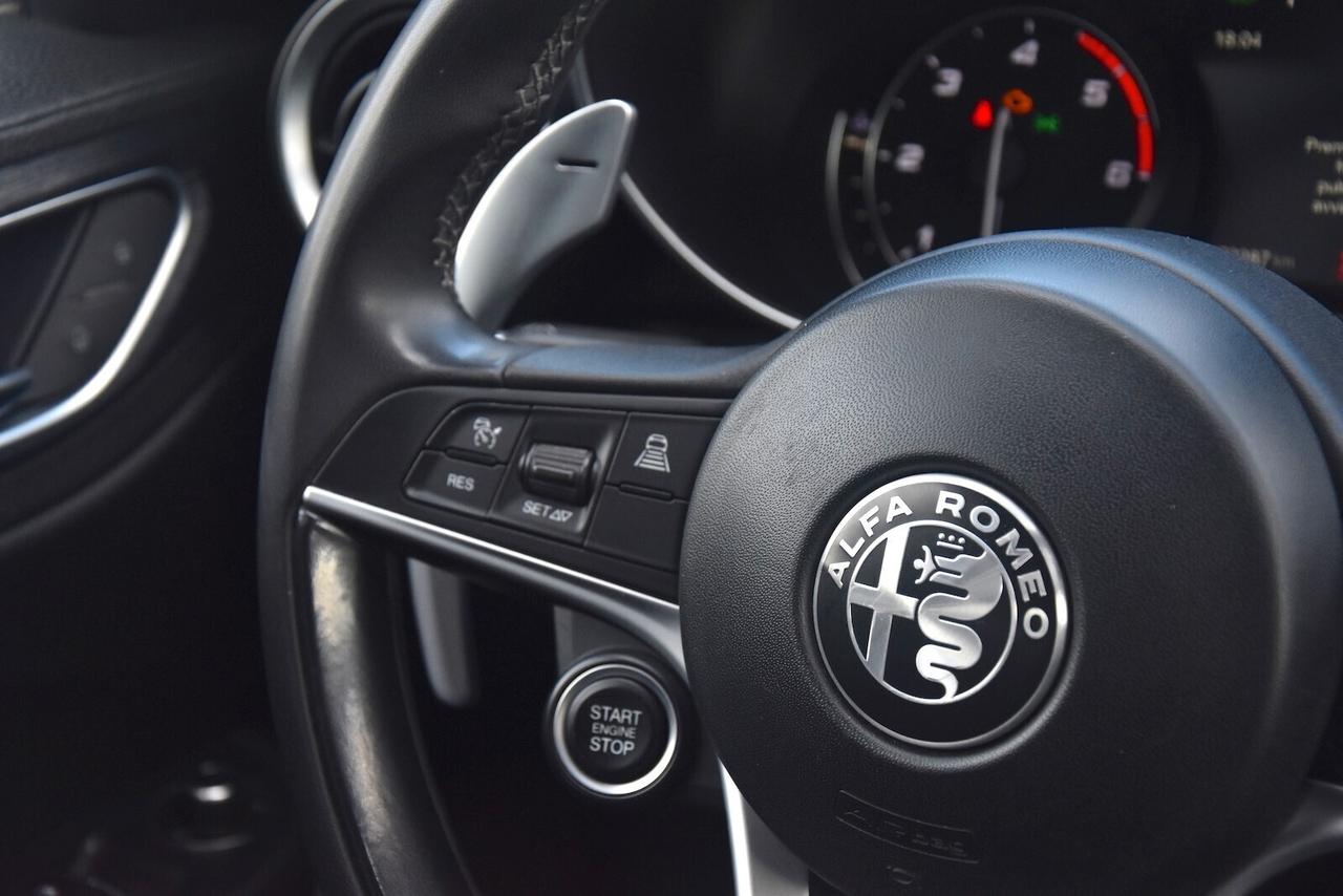 Alfa Romeo Giulia 2.2 Turbodiesel 190cv AT8 Executive