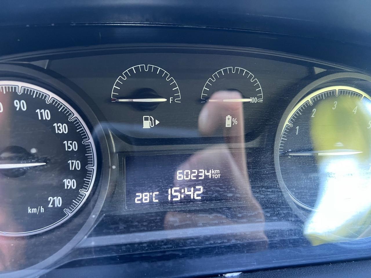 Lancia Ypsilon 1.0 FireFly 5 porte S&S Hybrid Ecochic Silver