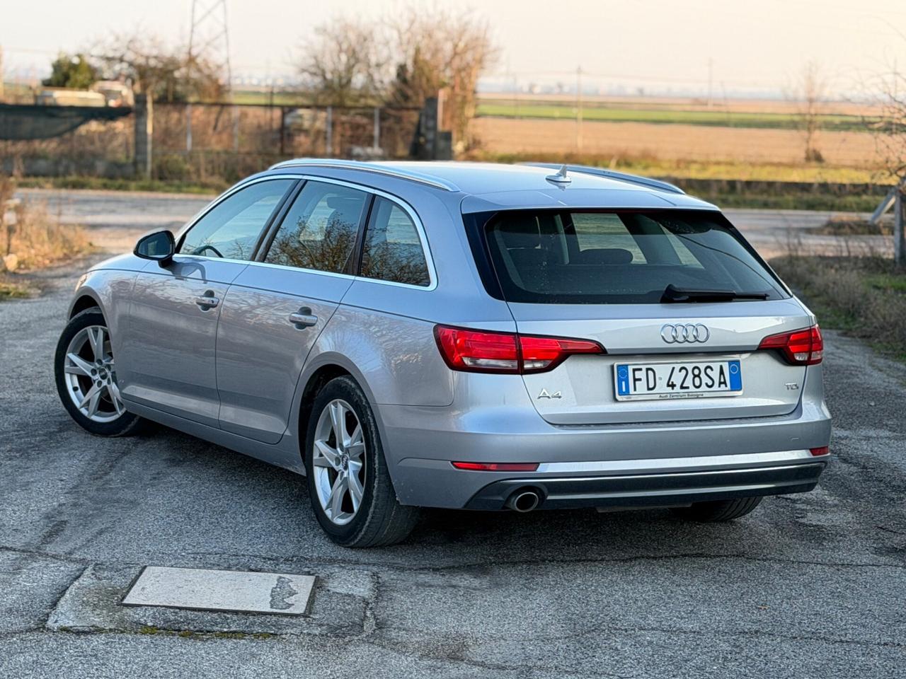 Audi A4 2.0 TDI 150 CV S tronic Sport