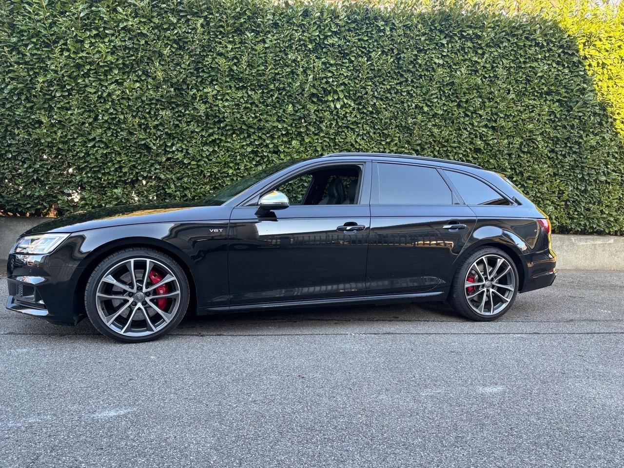 Audi A4 S4 Avant 3.0 TFSI quattro tiptronic