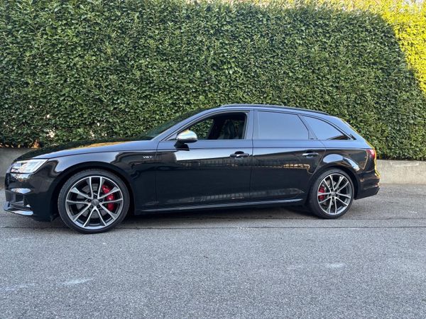 A4 S4 Avant 3.0 TFSI quattro tiptronic