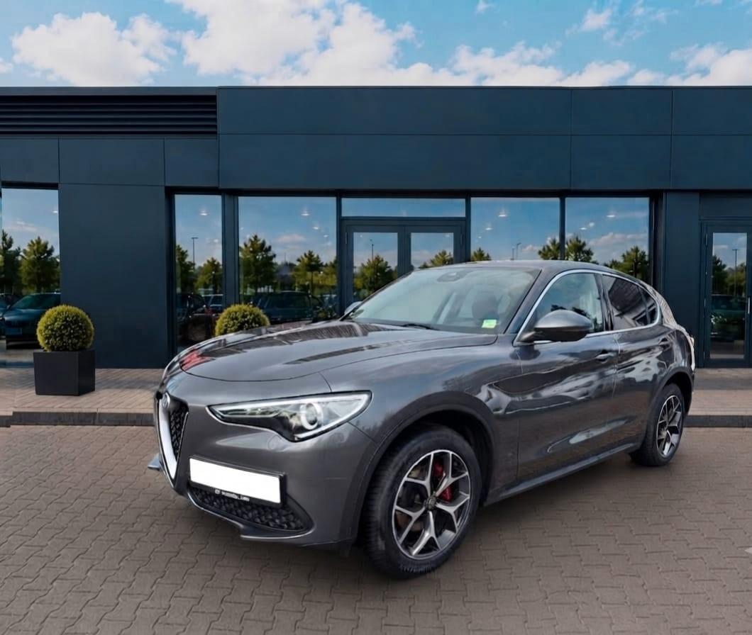 Alfa Romeo Stelvio 2.0 Turbo 200 CV AT8 Q4 Super
