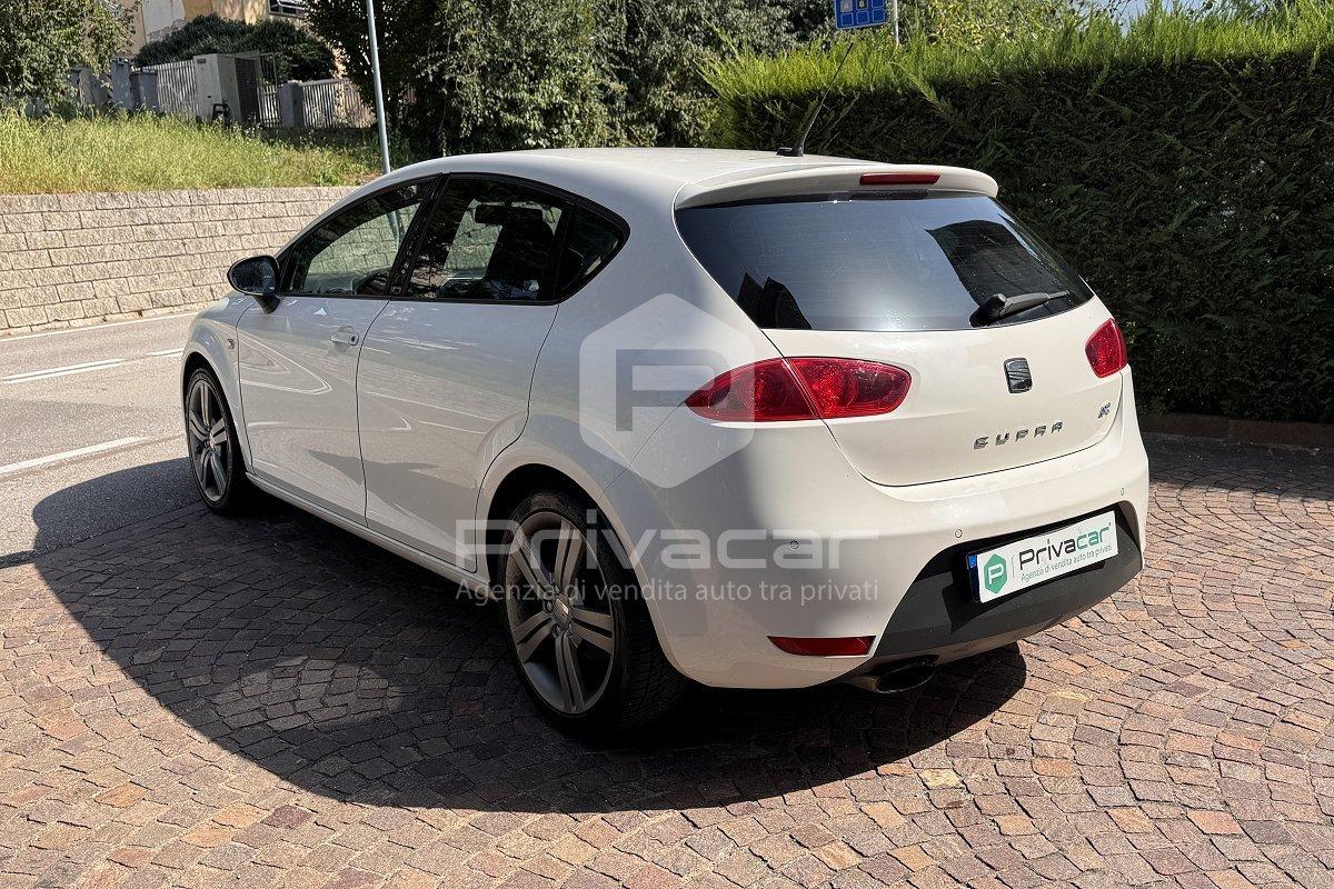 SEAT Leon 2.0 TSI Cupra R