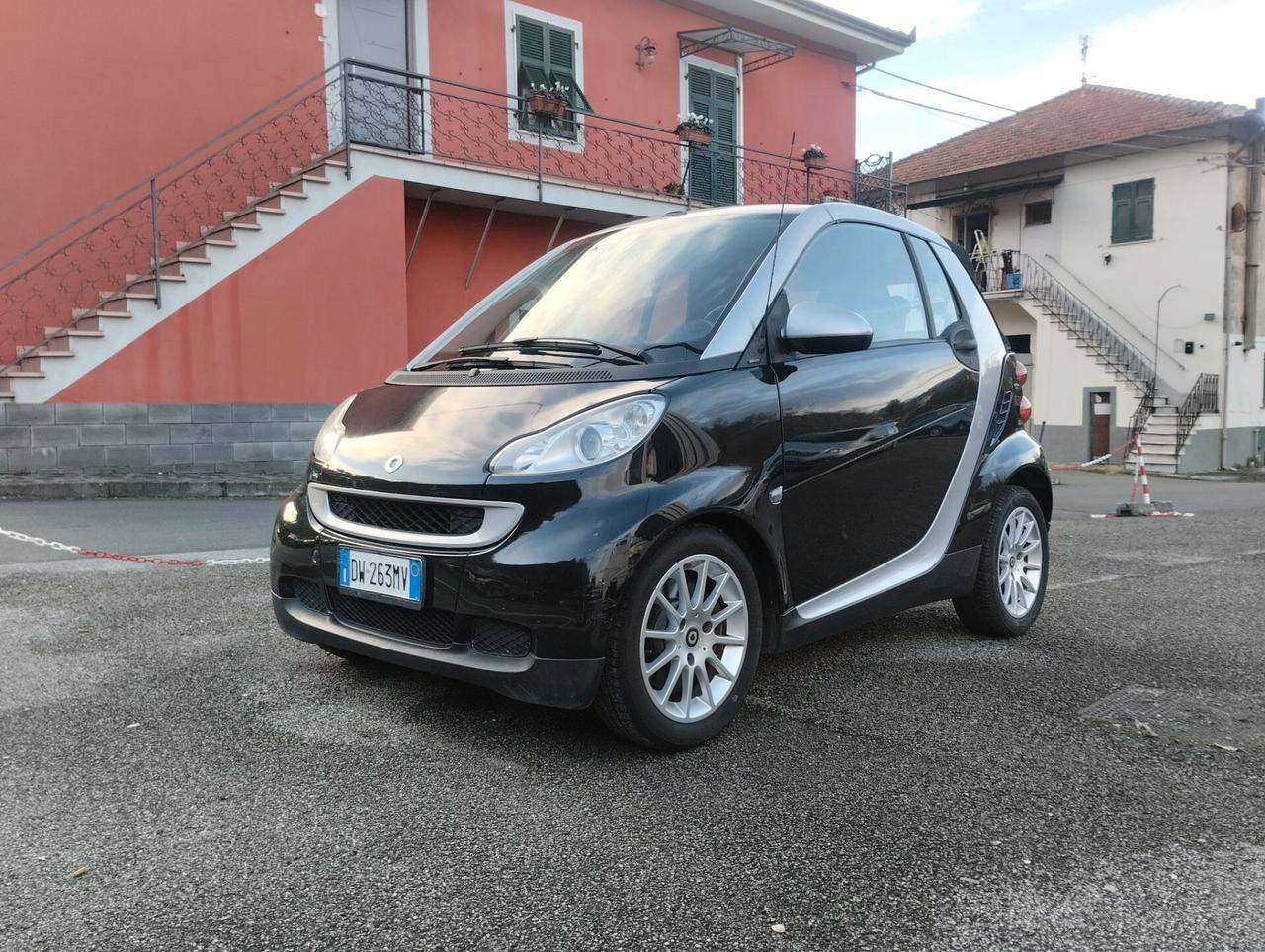 Smart ForTwo 1000 52 kW MHD cabrio passion