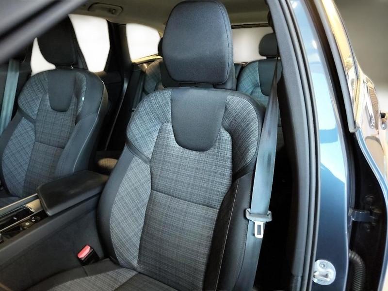 VOLVO XC60 B4 D AWD AUTOMATICO CORE SUV
