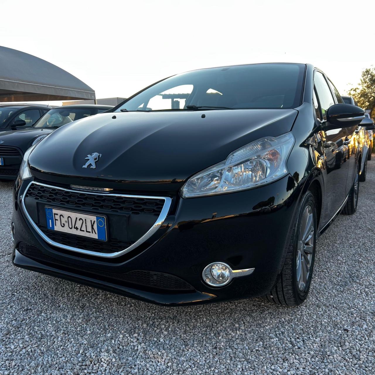 Peugeot 208 BlueHDi 75 5 porte Allure