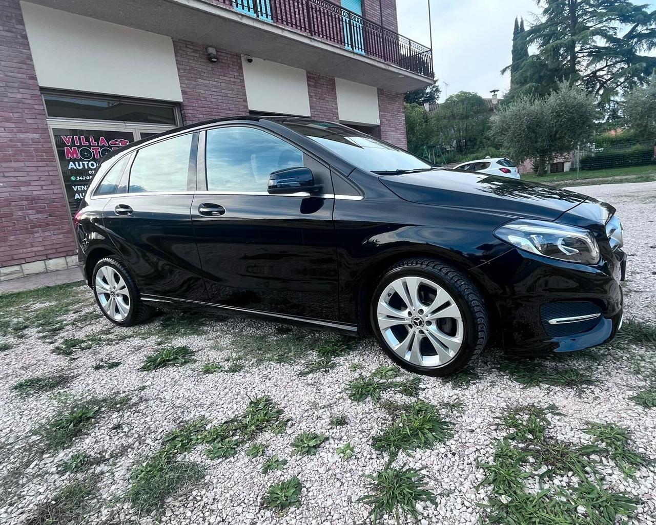 Mercedes-benz B 180 d Premium