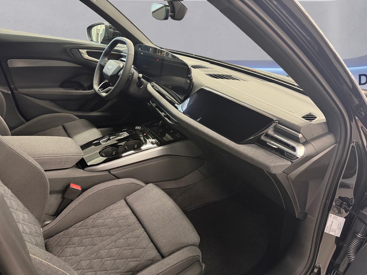 AUDI A5 AVANT - A5 AVANT TFSI 150 KW S TRONIC S LINE MY25