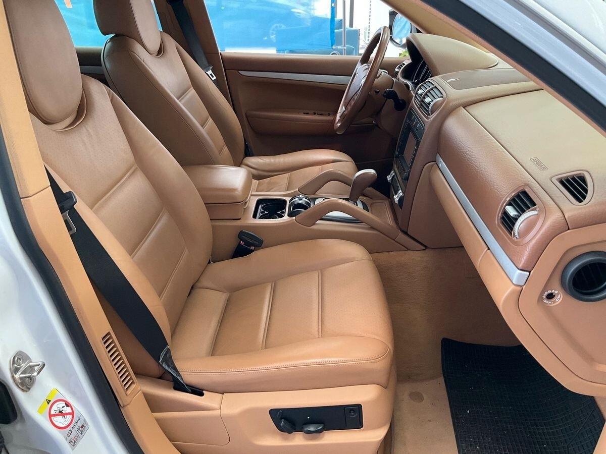 Porsche Cayenne 3.6