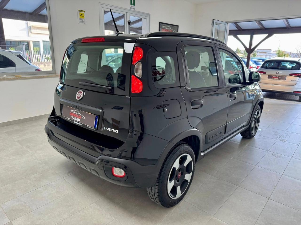 Fiat Panda 1.0 FireFly S&S Hybrid City Cross
