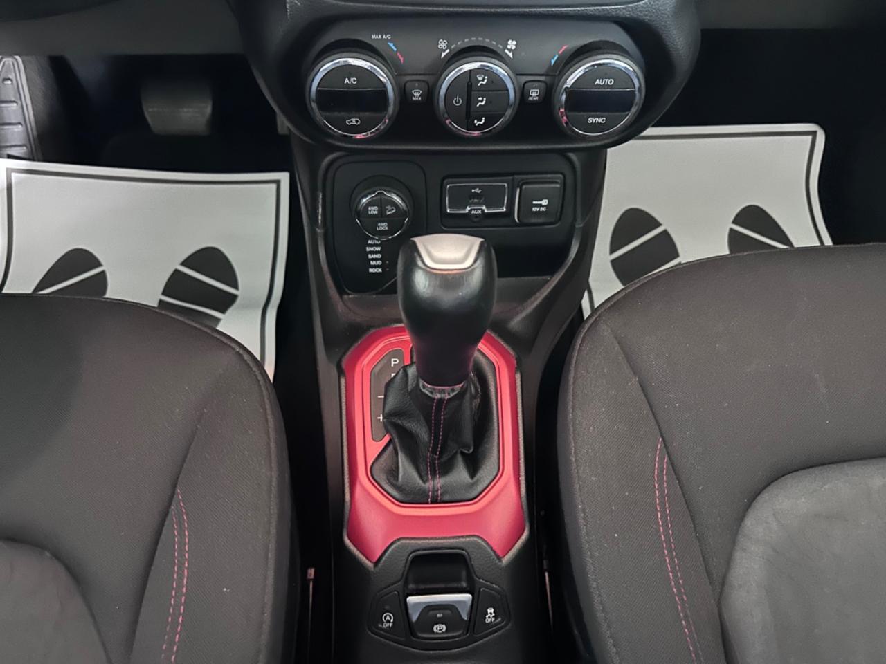 Jeep Renegade 2.0 Mjt 170CV 4WD Active Drive Low Trailhawk