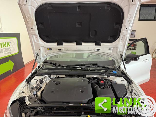 VOLVO V60 B4 (d) aut Ultimate Dark IVA ESP. GARANZIA 24