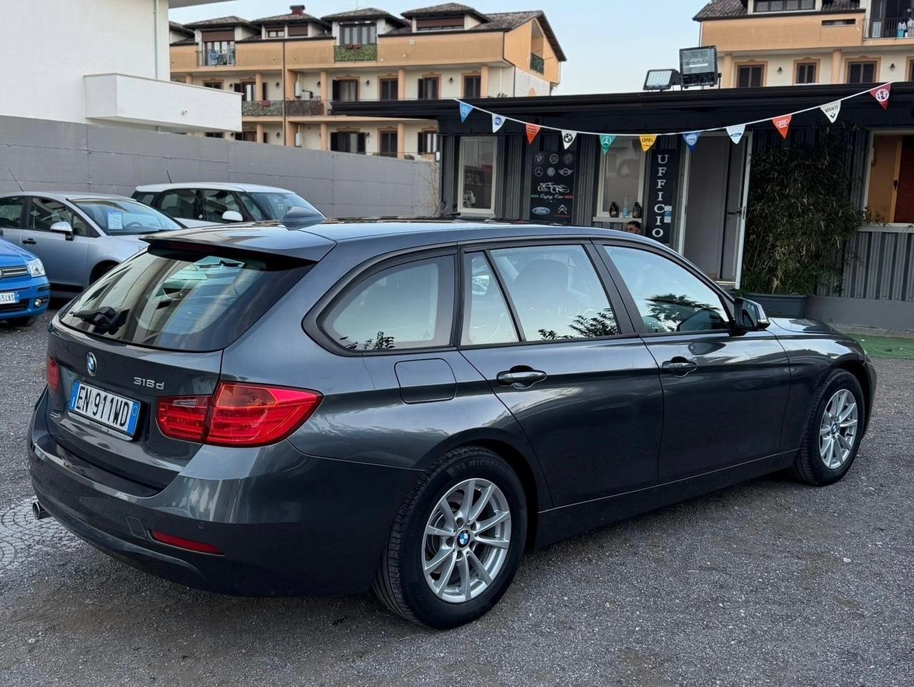 Bmw 318 318d Touring Luxury