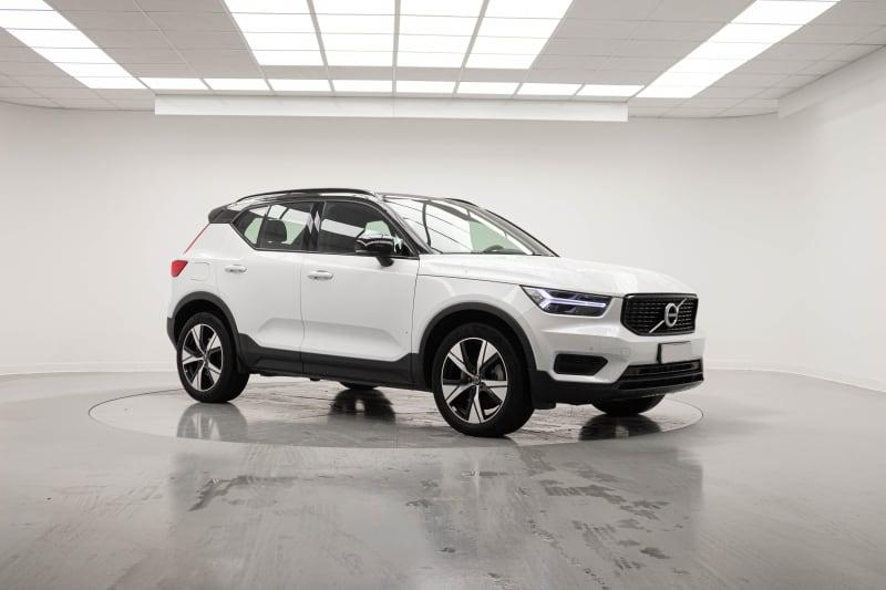 VOLVO XC40 T4 RECHARGE PLUG-IN HYBRID