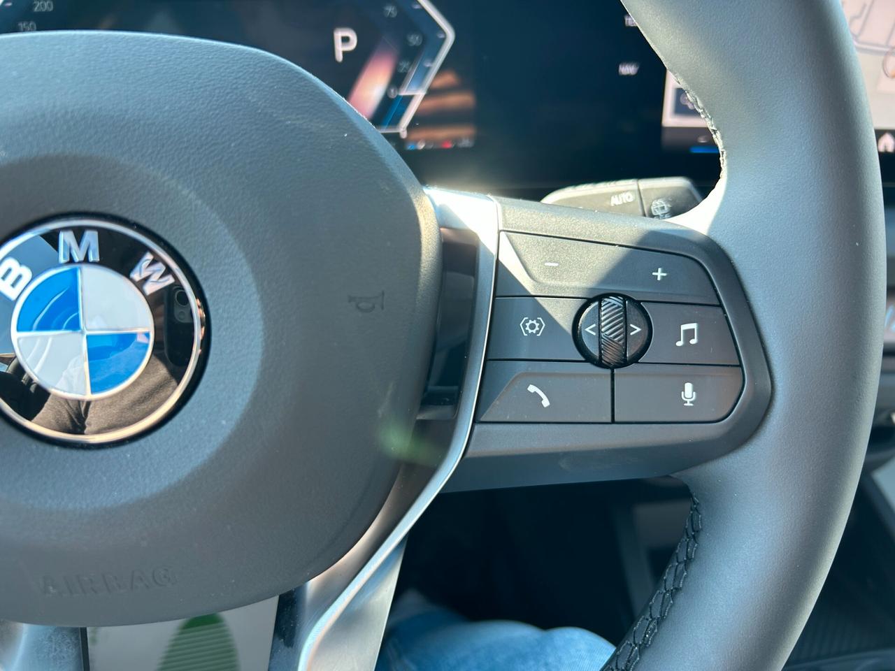 BMW 118d auto KM 0