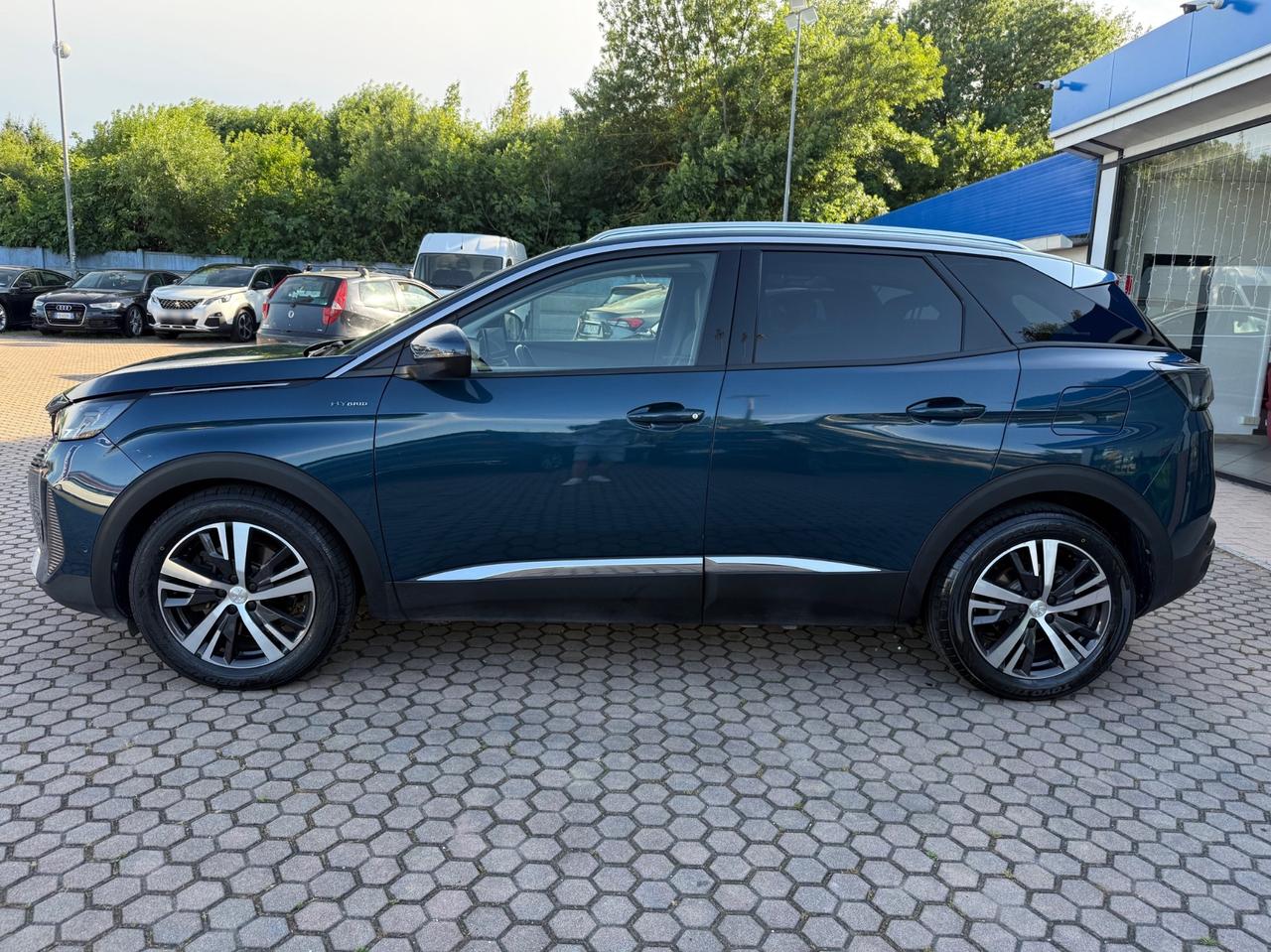 Peugeot 3008 Hybrid 225 e-EAT8 Allure
