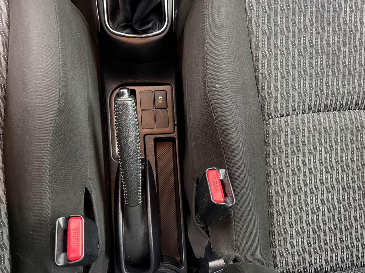 TOYOTA Yaris III 2011 Yaris 5p 1.0 Lounge