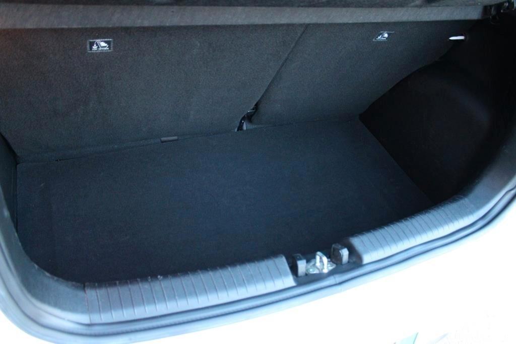 HYUNDAI i10 1.0 MPI *Carplay