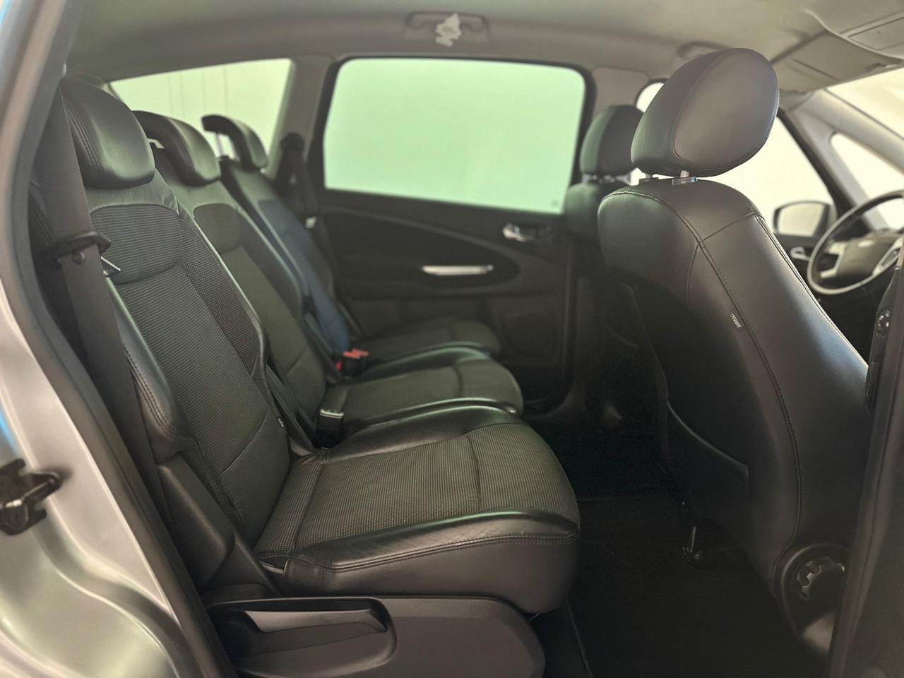 Ford S-Max 1.8 TDCi 125CV TITANIUM NEOPATENTATI