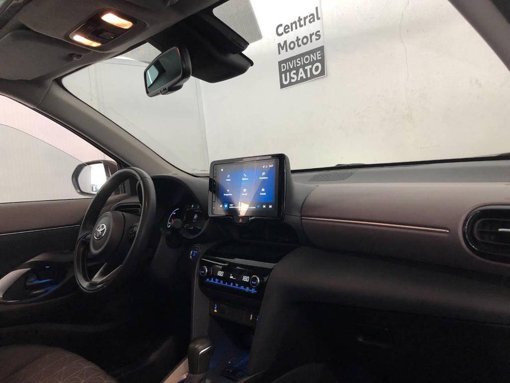 Toyota Yaris Cross 1.5 H Lounge FWD E-CVT
