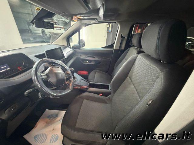 PEUGEOT Rifter Puretech 110 S&S Allure Standard