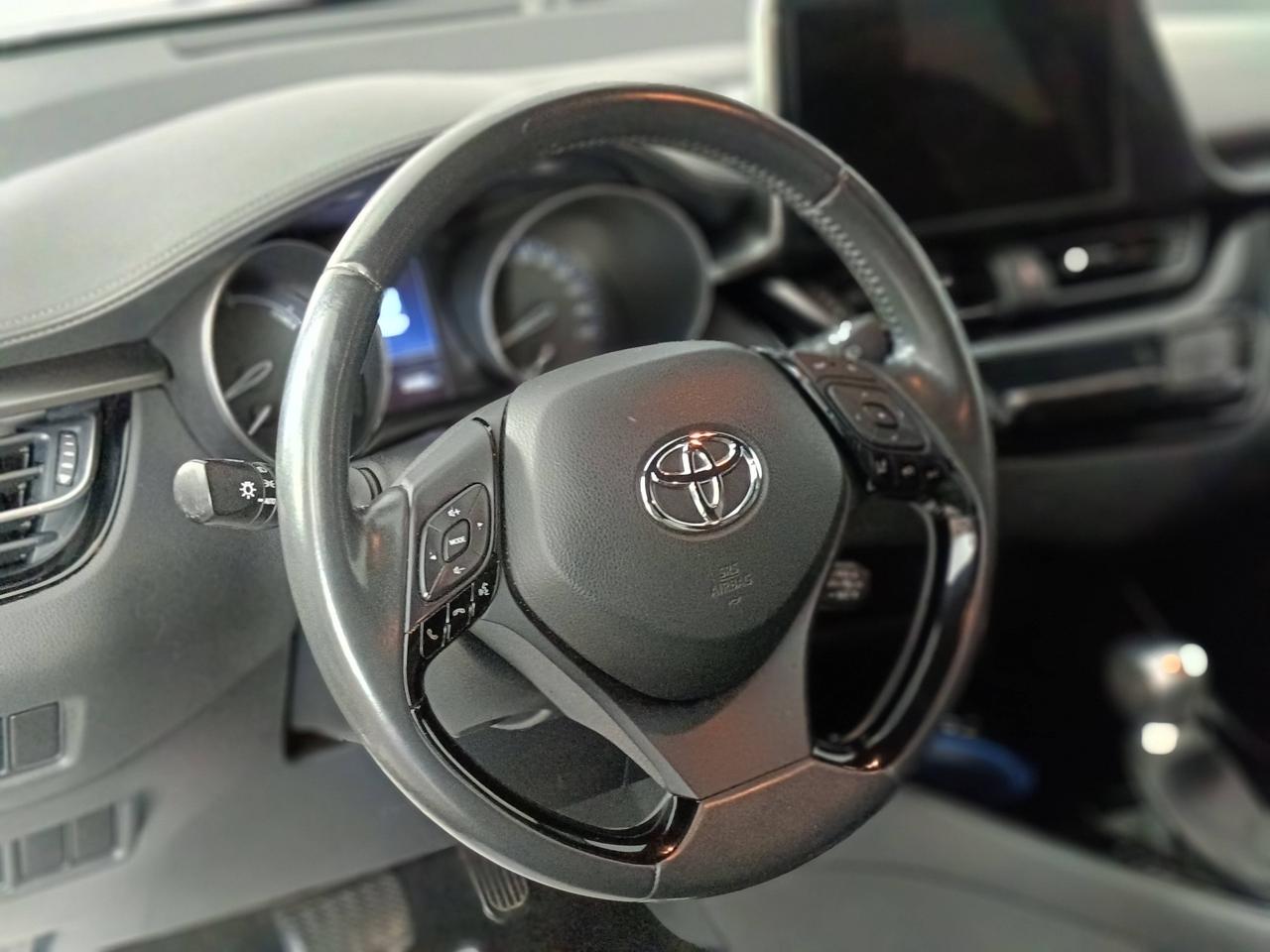 TOYOTA C-HR I 2020 - C-HR 1.8h Trend e-cvt