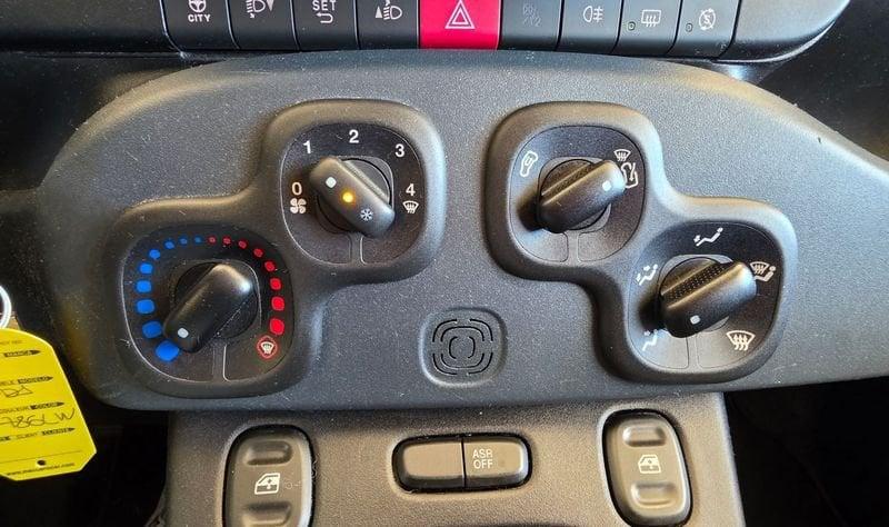 FIAT Panda Panda 1.0 firefly hybrid s&s 70cv 5p.ti