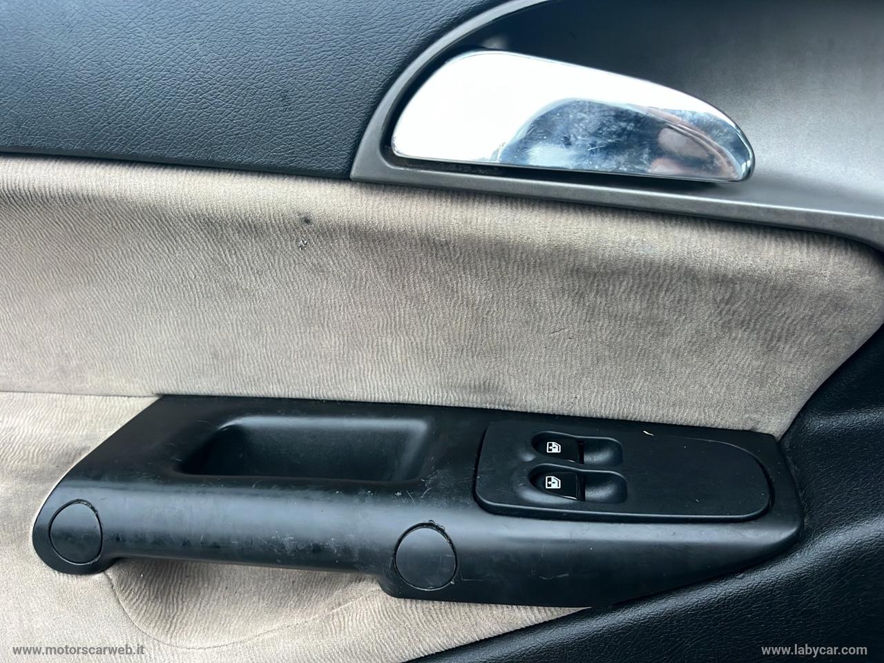 LANCIA Ypsilon 1.3 MJT 16V Platino