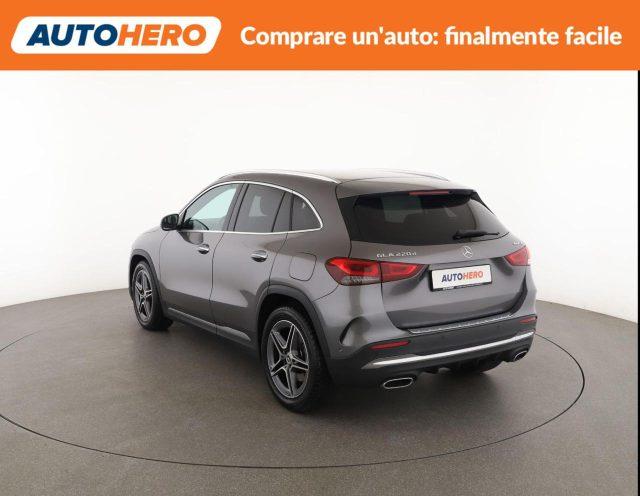 MERCEDES-BENZ GLA 220 d Automatic 4Matic Sport