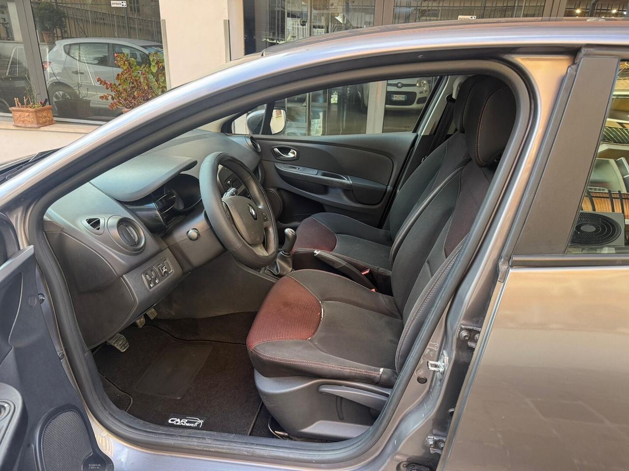 Renault Clio 1.2 16v 75 cv live GPL Ok Neop.